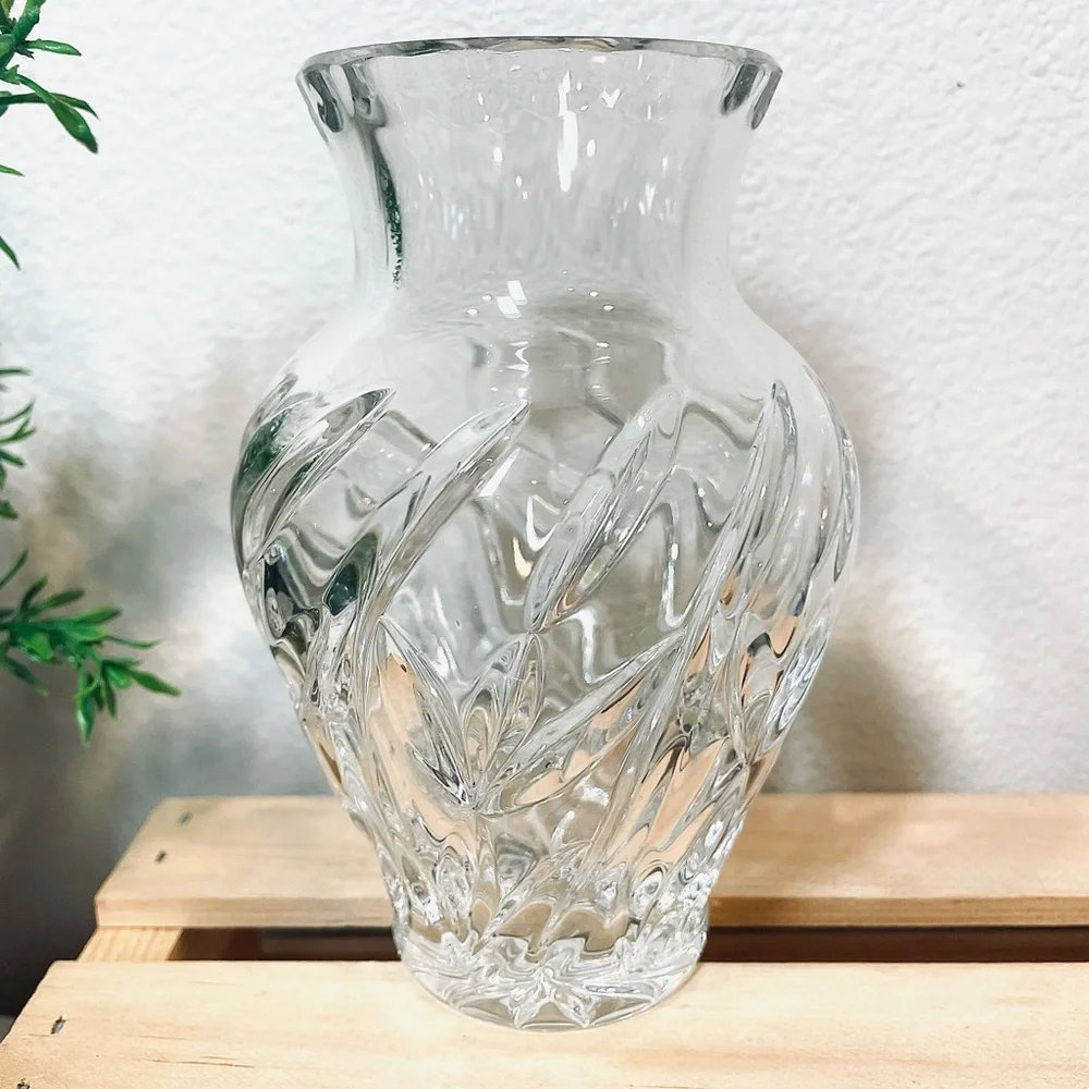 Vintage Leaded Crystal Etched Vase | Source Unknown | Heavy! | EUC